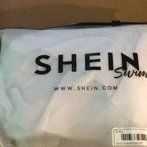 NWT WHITE COVER UP - Picture 3 of 3